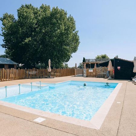 Camping La Pree Les Portes-en-Re 외부 사진