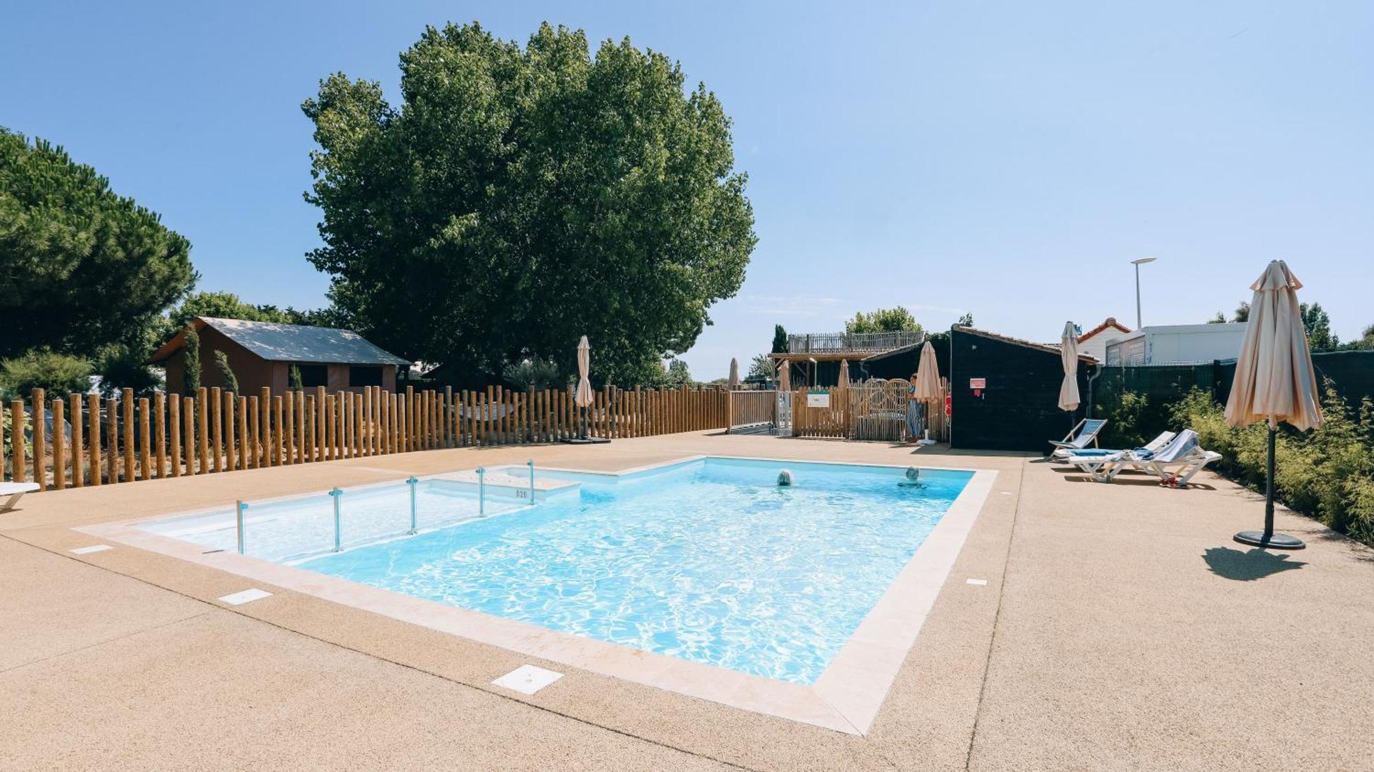 Camping La Pree Les Portes-en-Re 외부 사진