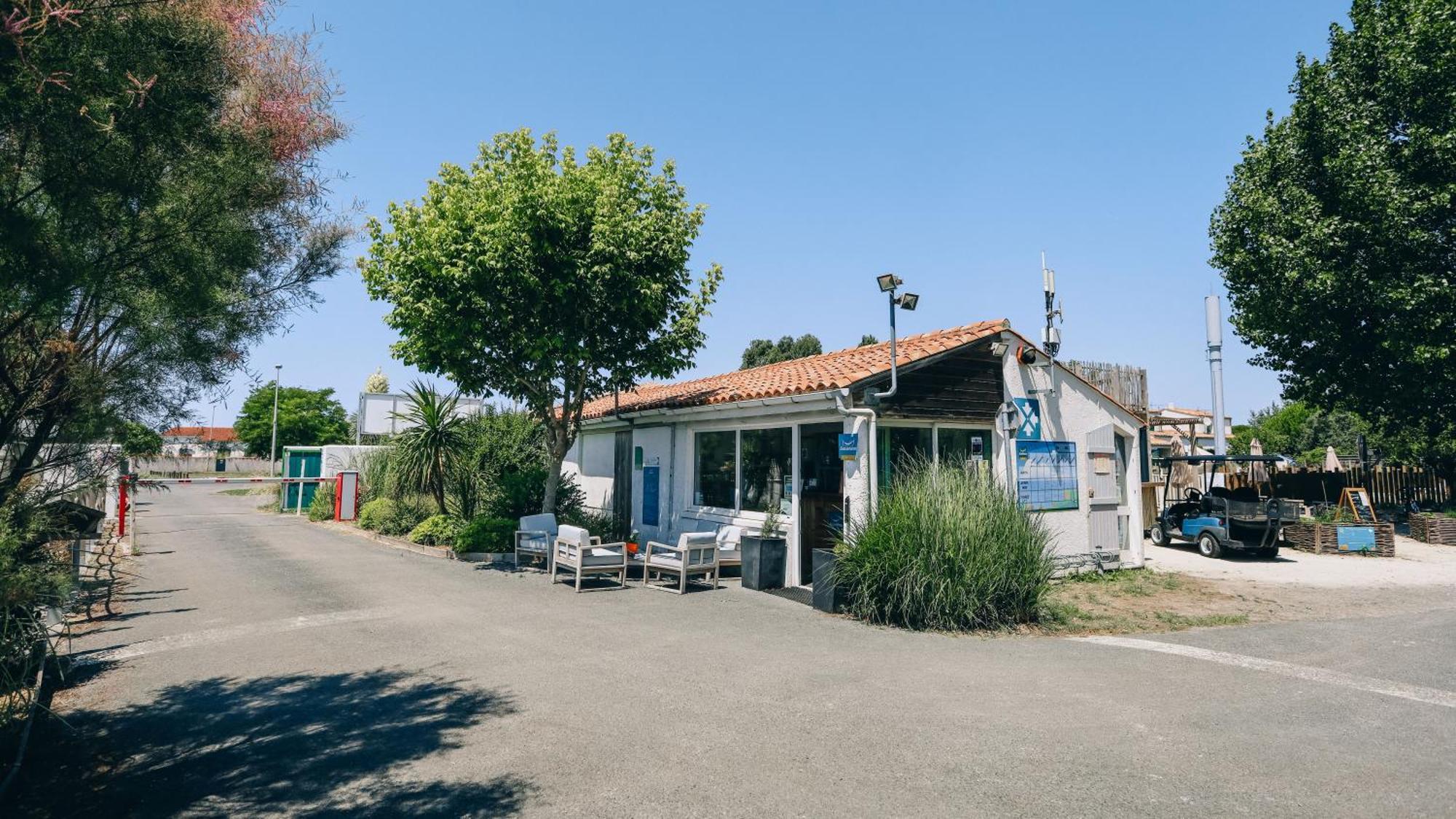 Camping La Pree Les Portes-en-Re 외부 사진